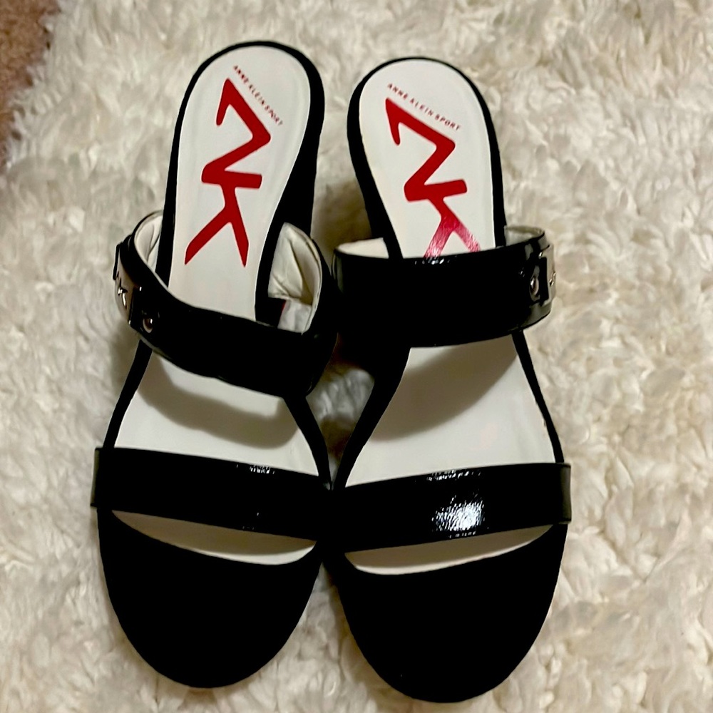 Anne Klein sport black wedge sandles